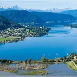 Mobile In Bodensdorf Near & בית נופש *