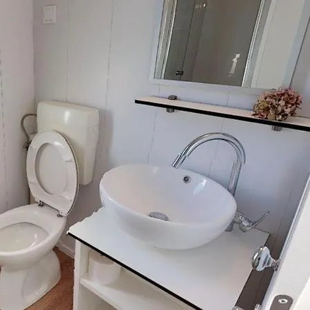 Дом отдыха Mobile In Bodensdorf Near &